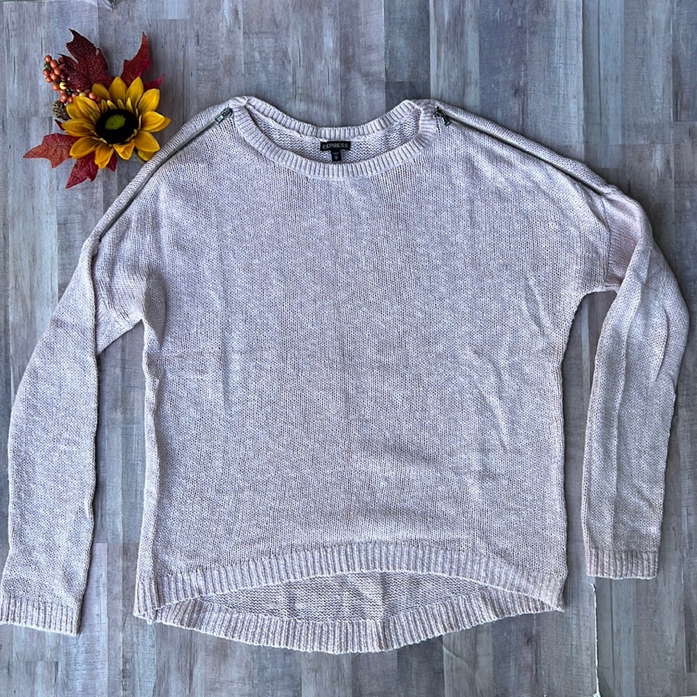 Express Oversized Pink Knit Cold Shoulder Zip Sweater